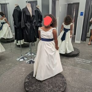 Size 12 ivory David's bridal flower girl dress